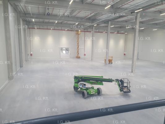 Kiadó Csarnok Műhely Raktár Telephely Autópálya mellett Pest Maglód 0