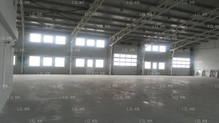 Kiadó Műhely Raktár Telephely Autópálya mellett Pest Nagytarcsa 